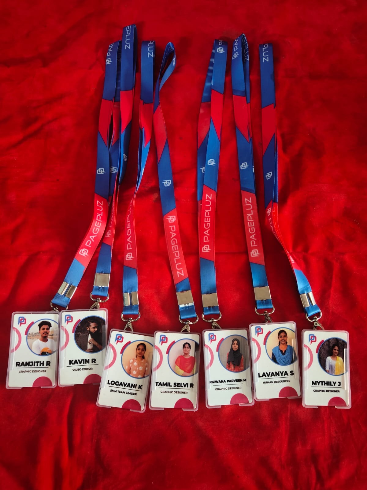 Plastic Id card with printed rope